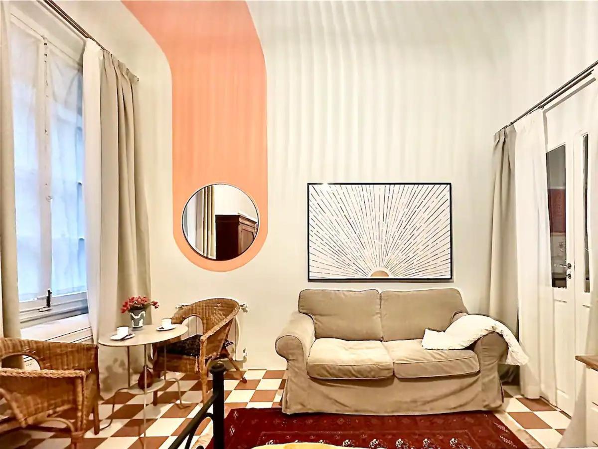 Raffaelli Rooms Travel Florence Close San Frediano ภายนอก รูปภาพ