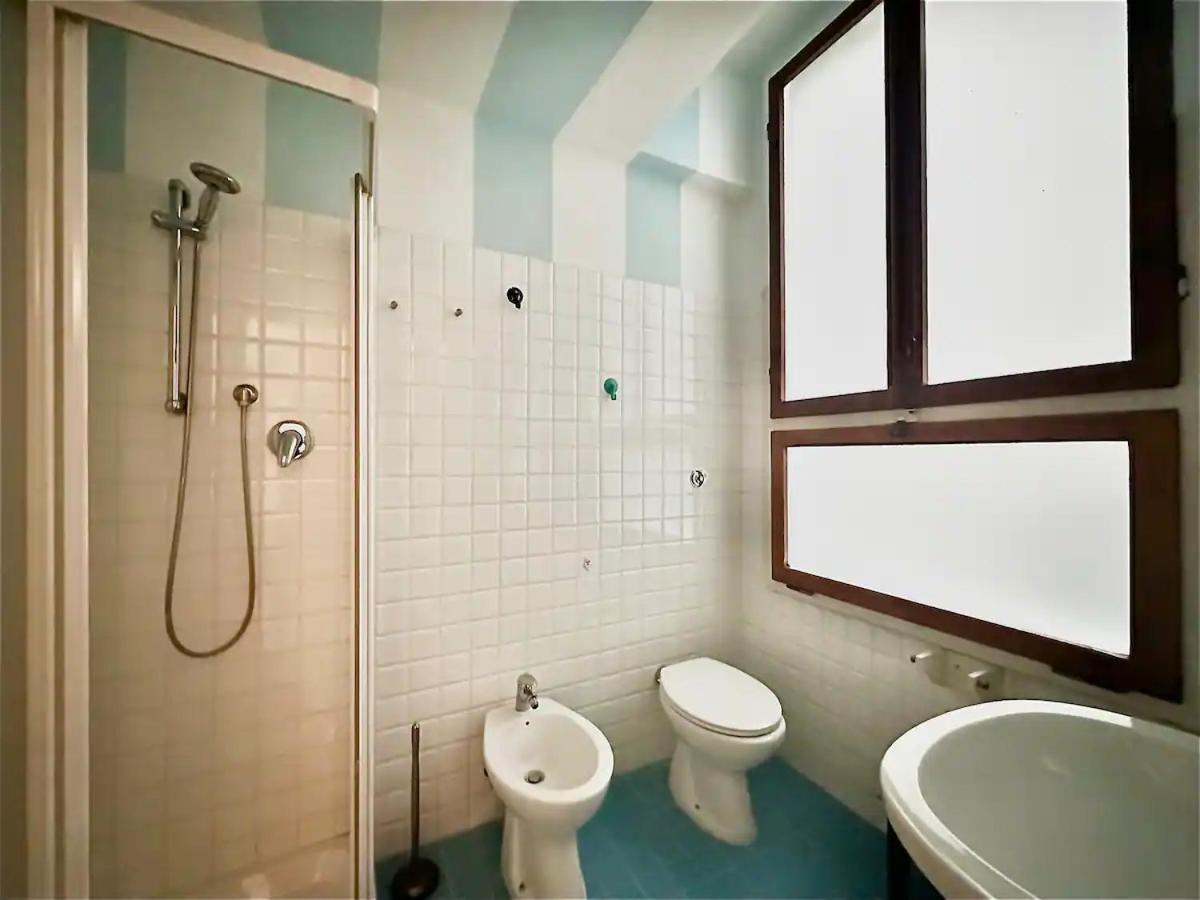 Raffaelli Rooms Travel Florence Close San Frediano ภายนอก รูปภาพ